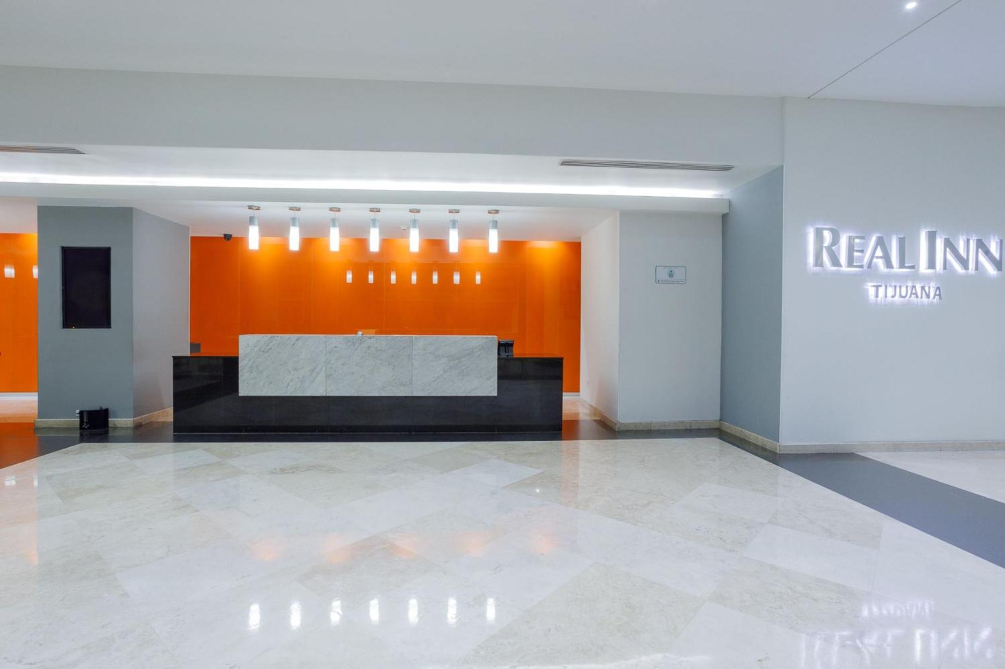 Real Inn Tijuana By Camino Real Hoteles Exteriör bild Realty+