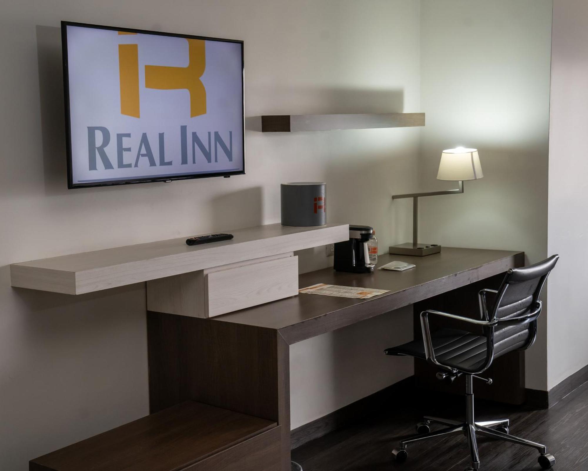 Real Inn Tijuana By Camino Real Hoteles Exteriör bild Real Inn